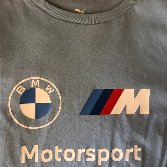 BMW Motorsport Set Shorts and T-shirt - Picture 11 of 13